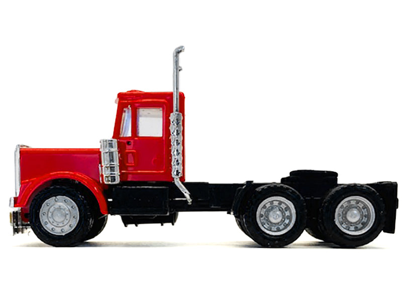 Kenworth W900 Short Day Cab 'New Version' Red 1/87 (HO) Plastic Model Car by Promotex