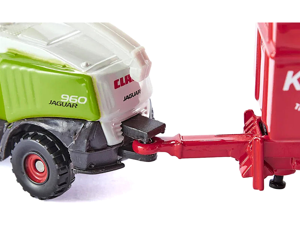 Claas 960 Jaguar Forage Harvester Green and Gray Diecast Model by Siku