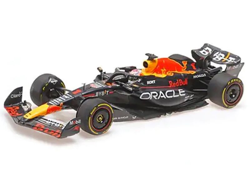 Red Bull Racing RB19 #1 Max Verstappen 'Oracle' Winner F1 Formula One 'Japanese GP' (2023) with Driver Limited Edition to 180 pieces Worldwide 1/18 Diecast Model Car by Minichamps