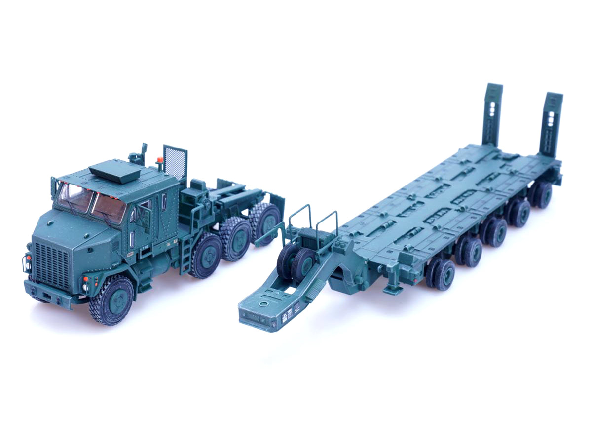 M1070 Heavy Equipment Transporter Army Green 'Armor Premium' Series 1/72 Diecast Model by Panzerkampf