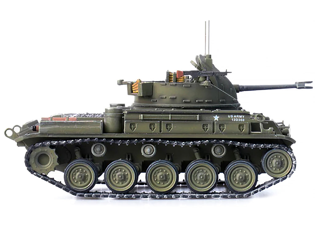 M42 Duster Self-Propelled Anti-Aircraft Gun 'Delta Dud's' 'US Army - Vietnam War II Field Force 5th Battalion 2nd Field Artillery Regimen' 1/72 Diecast Model by Panzerkampf