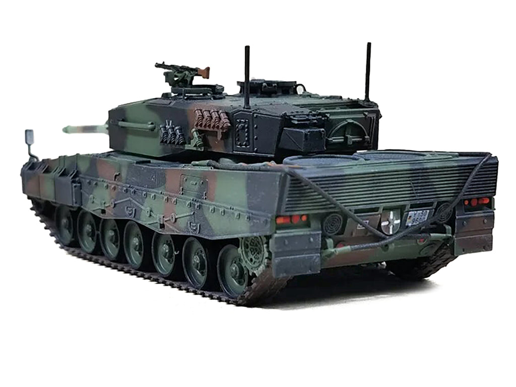 Leopard 2A4 Main Battle Tank with Snorkel 'NATO Camouflage' German Army 'Armor Premium' Series 1/72 Diecast Model by Panzerkampf