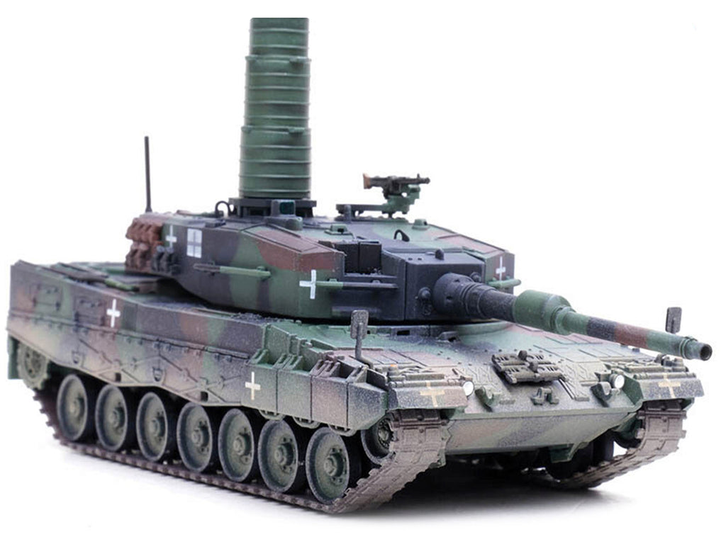 Leopard 2A4 Main Battle Tank with Snorkel '3-Tone Camouflage' Ukrainian Army 'Armor Premium' Series 1/72 Diecast Model by Panzerkampf