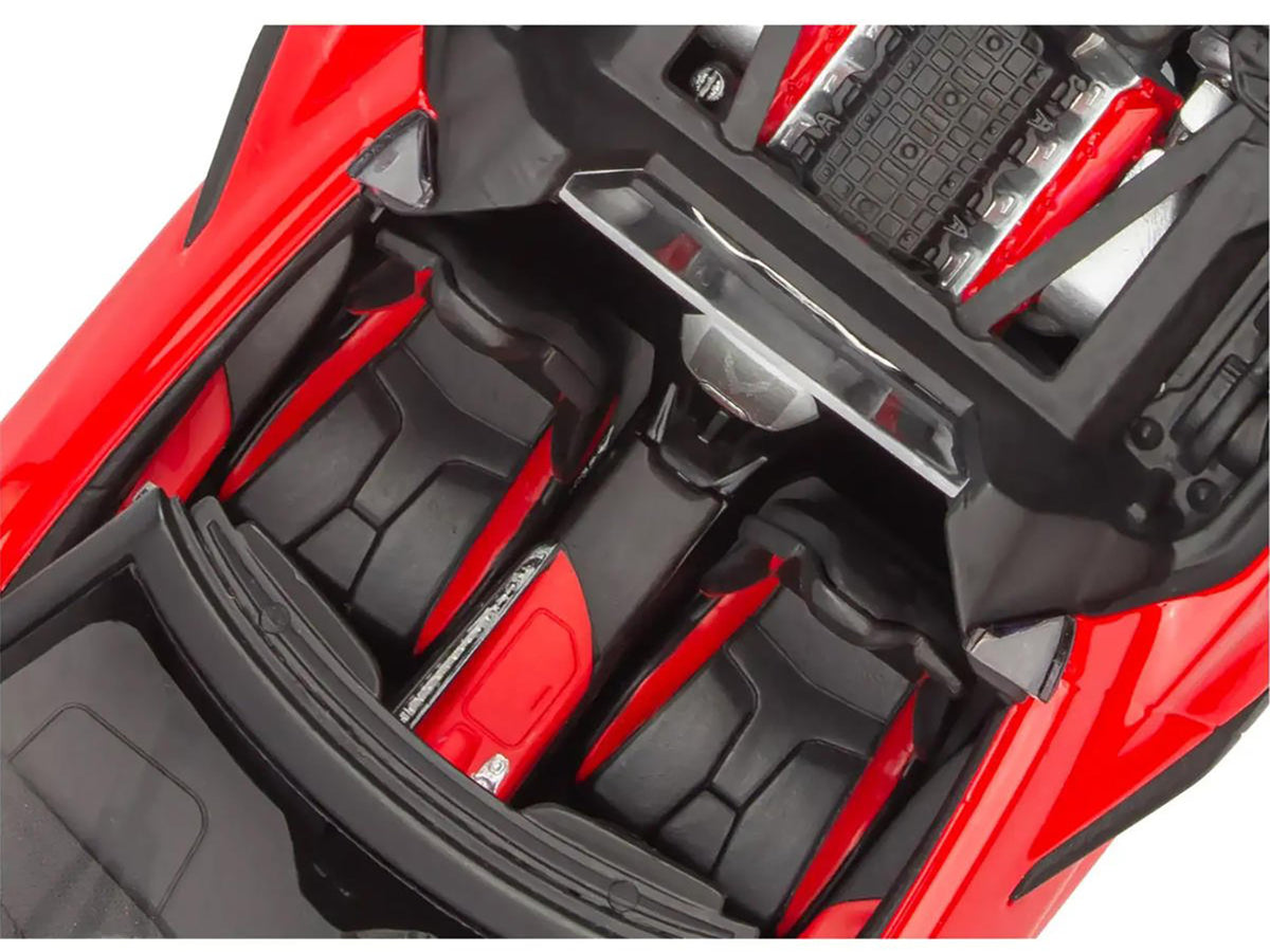 Level 4 Model Kit 2022 Chevrolet Corvette C8 Hardtop Convertible 1/25 Scale Model by Revell