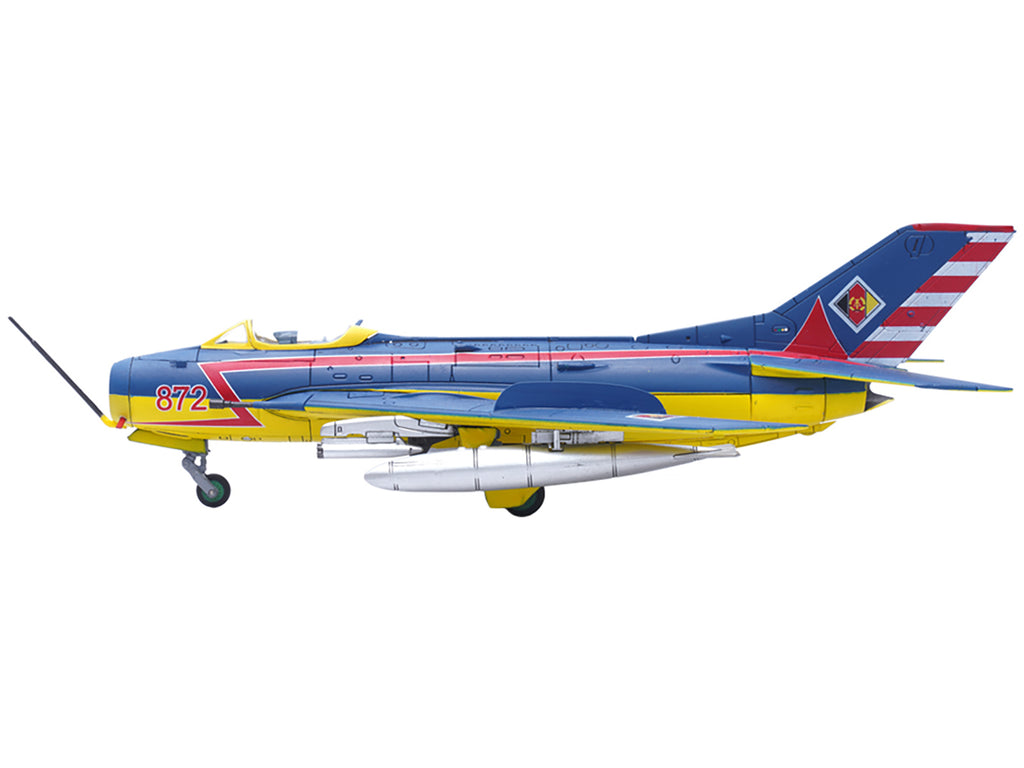 Mikoyan-Gurevich MiG-19S Farmer C Fighter Aircraft '1 Staffel/JG-3. Preschen.' 5th World Aerobatic Championships (1968) 'Wing' Series 1/72 Diecast Model by Panzerkampf