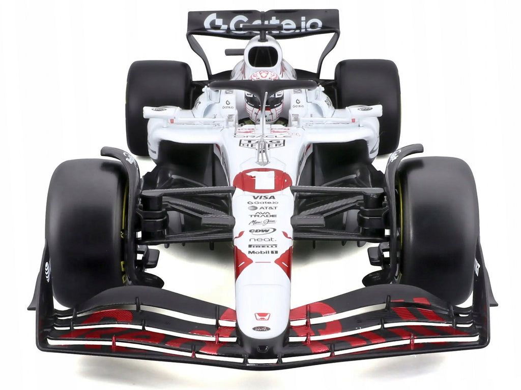 Red Bull Racing RB21 #1 Max Verstappen 'Oracle' Winner Formula One F1 'Japanese GP' (2025) 'Race' Series 1/18 Diecast Model Car by Bburago