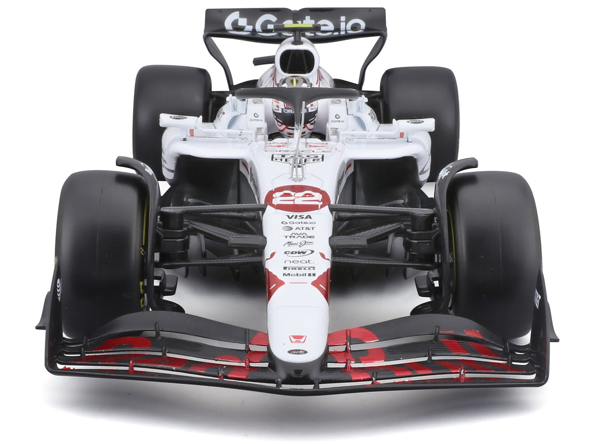 Red Bull Racing RB21 #22 Yuki Tsunoda 'Oracle' Formula One F1 'Japanese GP' (2025) 'Race' Series 1/18 Diecast Model Car by Bburago