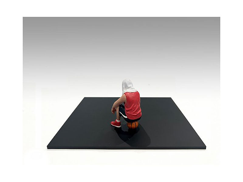 'Figure24 Series 1' Figure 707 for 1/24 Scale Models by American Diorama