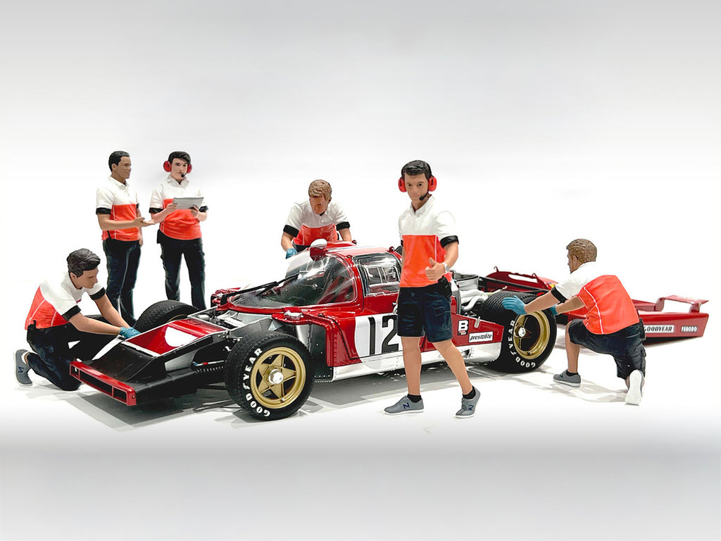 'Race Crew' 6 piece Figure Set for 1/24 Scale Models by American Diorama