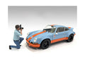 'Photographers' Figure #3 for 1/18 Scale Models by American Diorama
