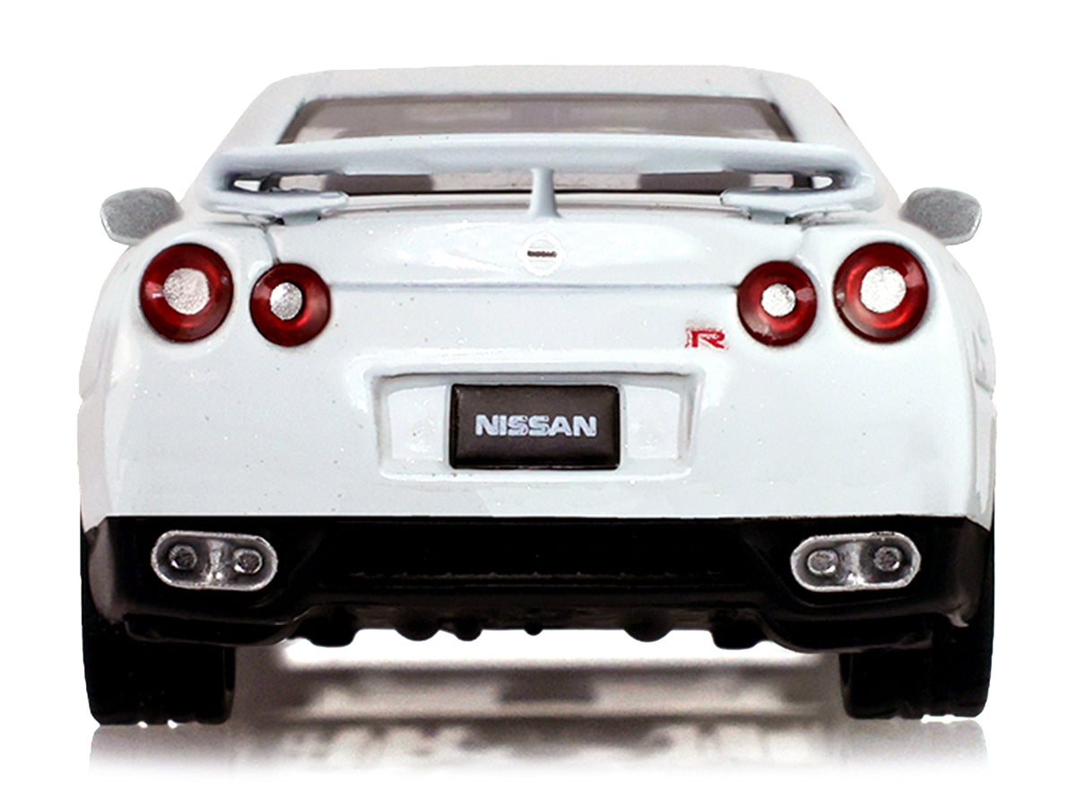 2007 Nissan GT-R (R35) Pearl White with Gold Wheels 'Tokyo Torque' Series 10 1/64 Diecast Model Car by Greenlight