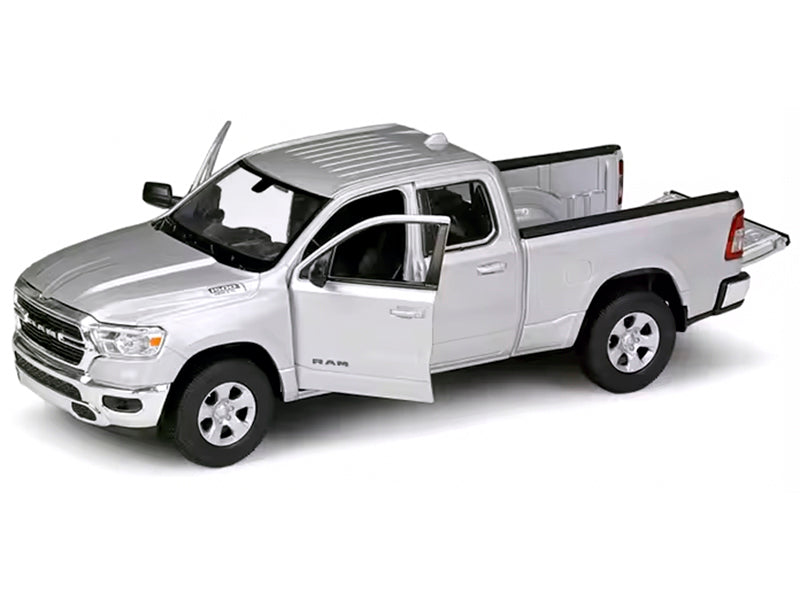 2019 RAM 1500 Pickup Truck Silver Metallic 'NEX Models' Series 1/27 Diecast Model Car by Welly