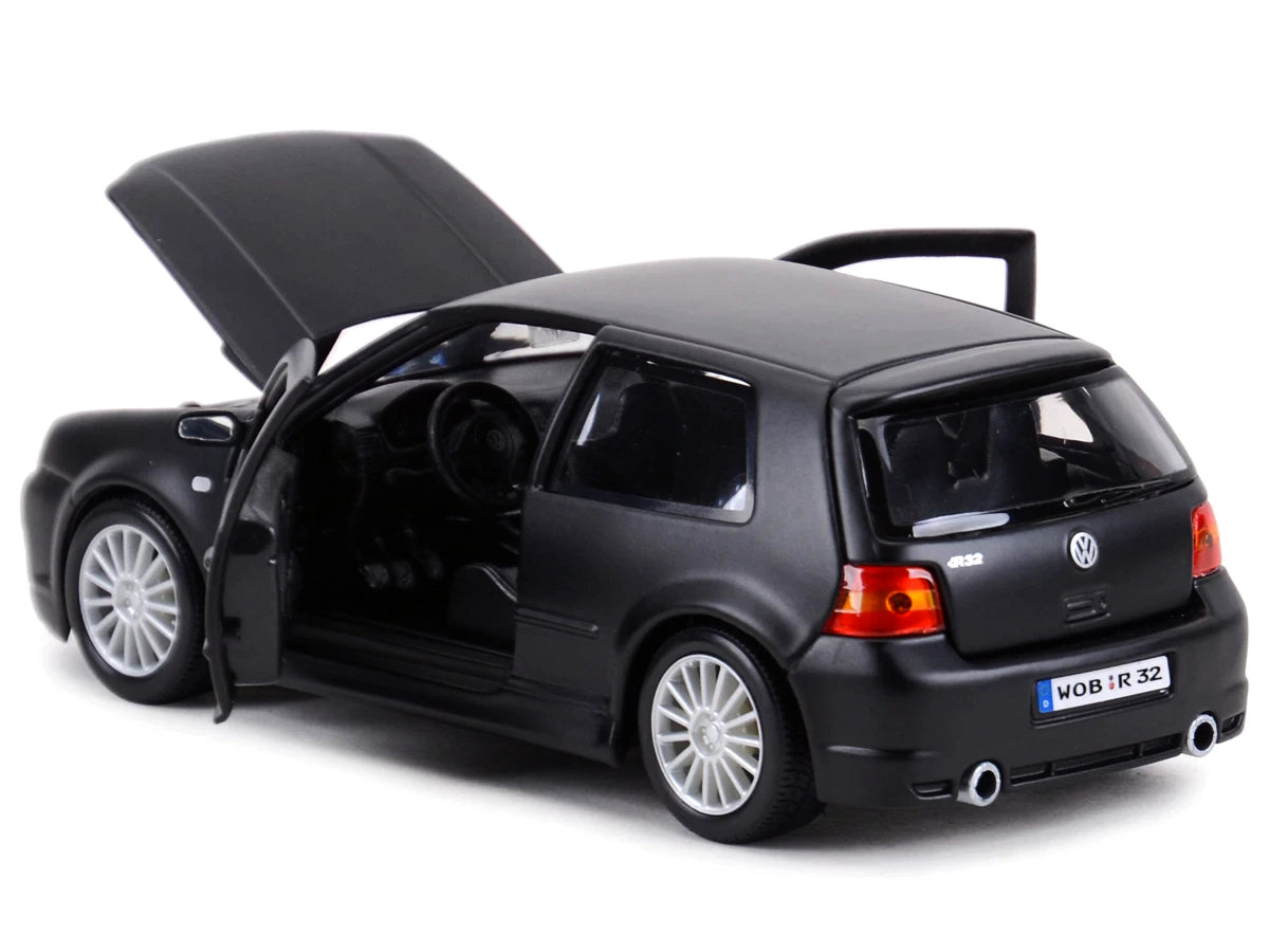 Volkswagen Golf R32 Matt Black 'Special Edition' Series 1/24 Diecast Model Car by Maisto