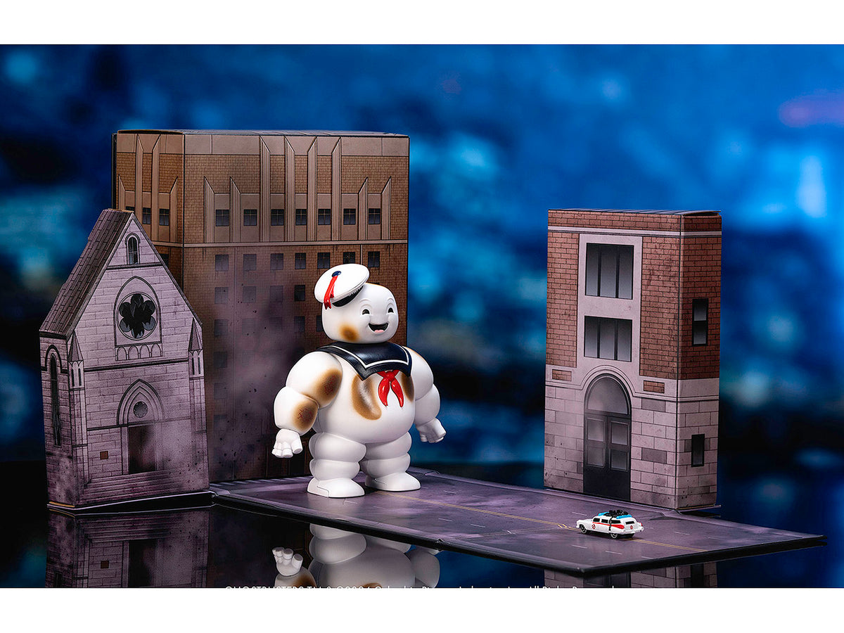 'Ghostbusters' 6' Stay Puft Marshmallow Man Figure with Nano Ecto-1 Car Diorama Set 'Ghostbusters' (1984) Movie 'Next Level' Series Model by Jada