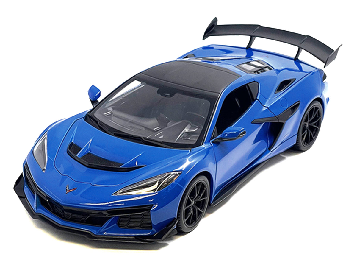 Chevrolet Corvette ZR1 Coupe Blue with Carbon Top 'Special Edition' Series 1/18 Diecast Model Car by Maisto
