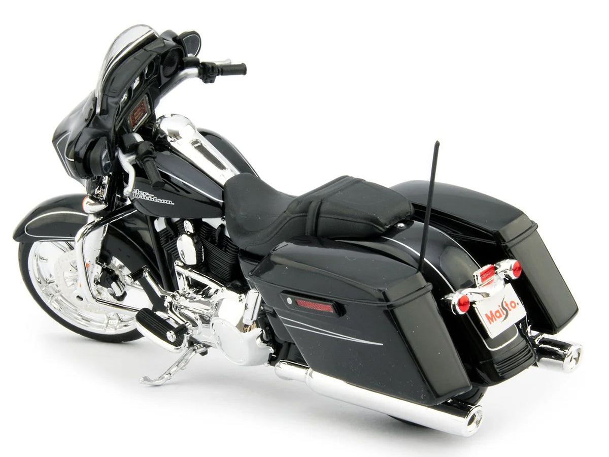 2015 Harley-Davidson Street Glide Special Black 1/12 Diecast Motorcycle Model by Maisto
