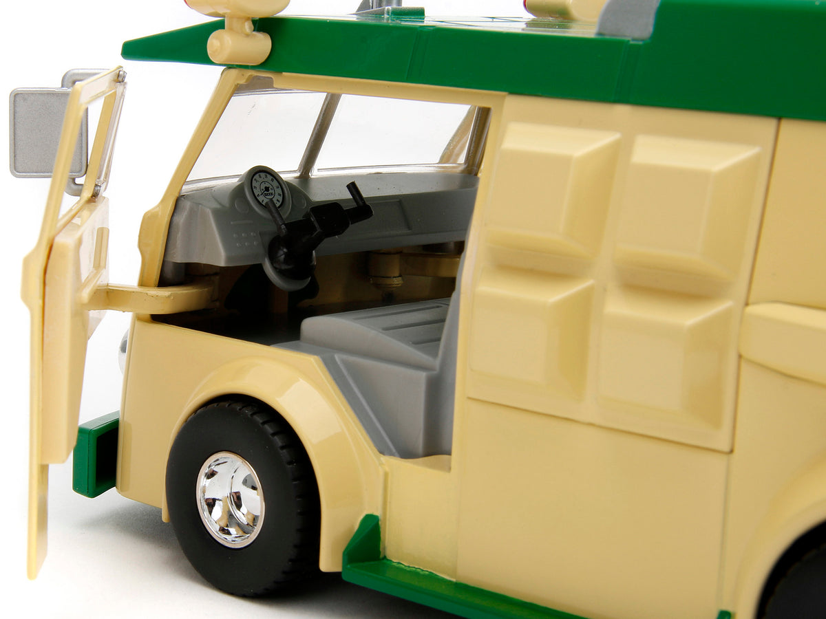 Party Wagon Green and Beige and Donatello Diecast Figure 'Teenage Mutant Ninja Turtles' 'Hollywood Rides' Series Diecast Model by Jada