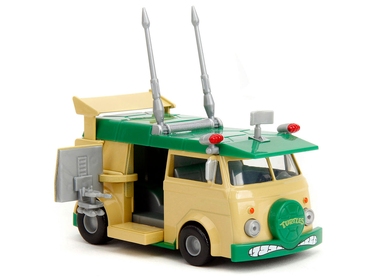 Party Wagon Green and Beige 'Teenage Mutant Ninja Turtles' 'Hollywood Rides' Series Diecast Model Car by Jada