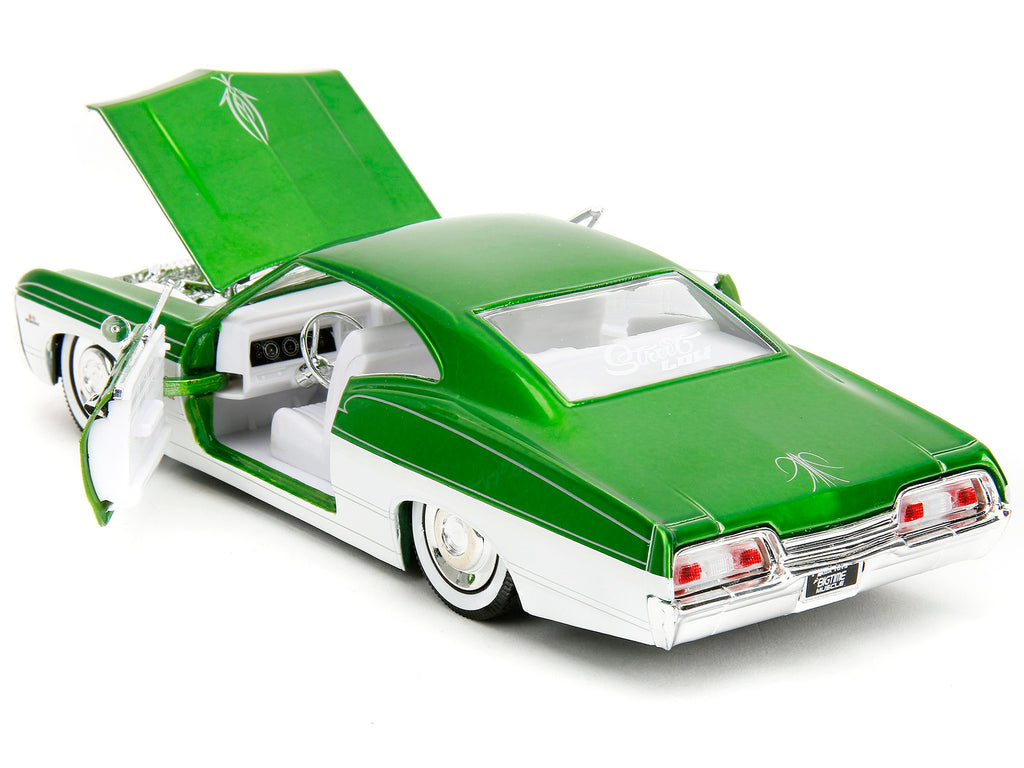 1967 Chevrolet Impala SS Green Metallic and White with White Interior 'Bigtime Muscle' Series 1/24 Diecast Model Car by Jada
