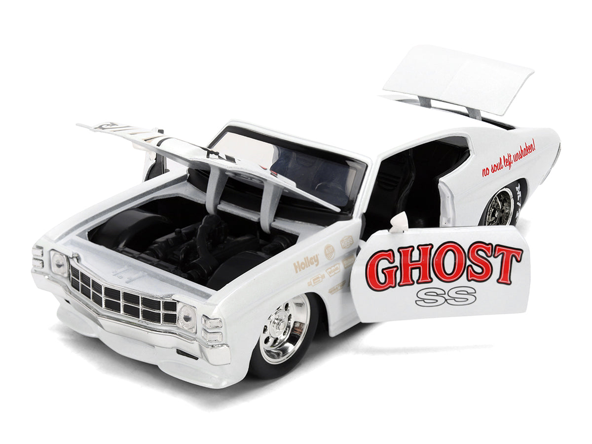 1971 Chevrolet Chevelle SS 'Ghost SS' White with Graphics 'Bigtime Muscle' Series 1/24 Diecast Model Car by Jada