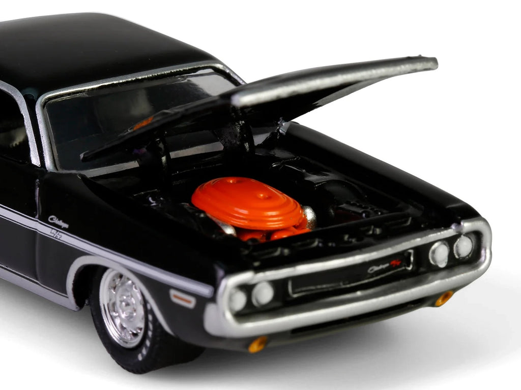 1970 Dodge Challenger R/T 440 Black with White Stripes 'Barrett-Jackson' Series 15 1/64 Diecast Model Car by Greenlight