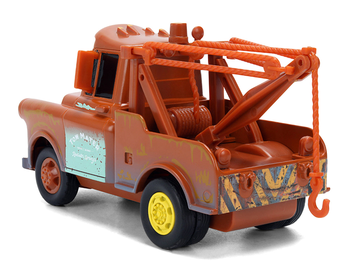 'Tow Mater' Tow Truck Brown (Rusted) 'Cars' (2006) Movie 'Hollywood Rides' Series 1/32 Diecast Model Car by Jada