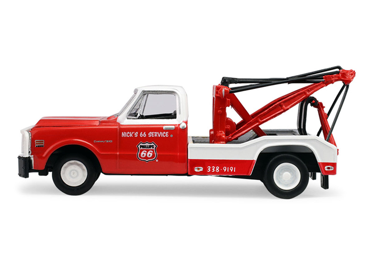 1971 Chevrolet C-30 Dually Wrecker Tow Truck 'Phillips 66' Red with White Top 'Dually Drivers' Series 17 1/64 Diecast Model Car by Greenlight