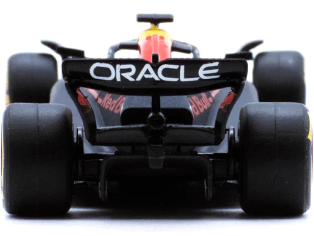 Red Bull Racing RB21 #22 Yuki Tsunoda Formula One F1 World Championship (2025) 'Formula Racing' Series 1/64 Diecast Model Car by Bburago