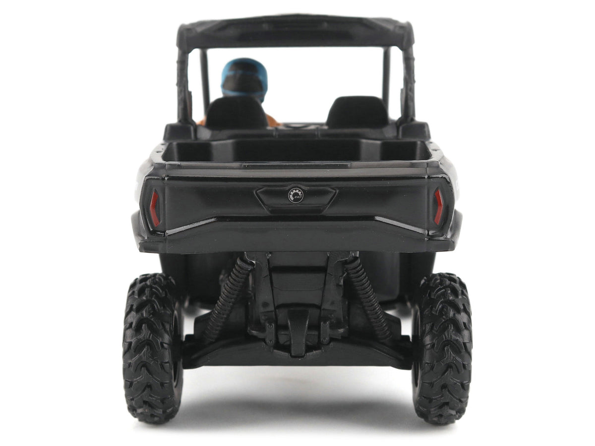 Can-Am Commander XT 1000R Matt Black with Driver Figure 1/32 Diecast Model by BRP Models