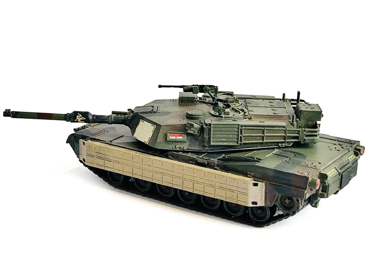 United States M1A1 AIM TUSK Tank '1-4 Cav 'Quarterhorse' 1st Infantry Division Iraq' (2004) 'NEO Dragon Armor' Series 1/72 Plastic Model by Dragon Models