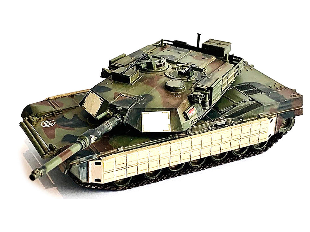 United States M1A1 AIM TUSK Tank '1-4 Cav 'Quarterhorse' 1st Infantry Division Iraq' (2004) 'NEO Dragon Armor' Series 1/72 Plastic Model by Dragon Models