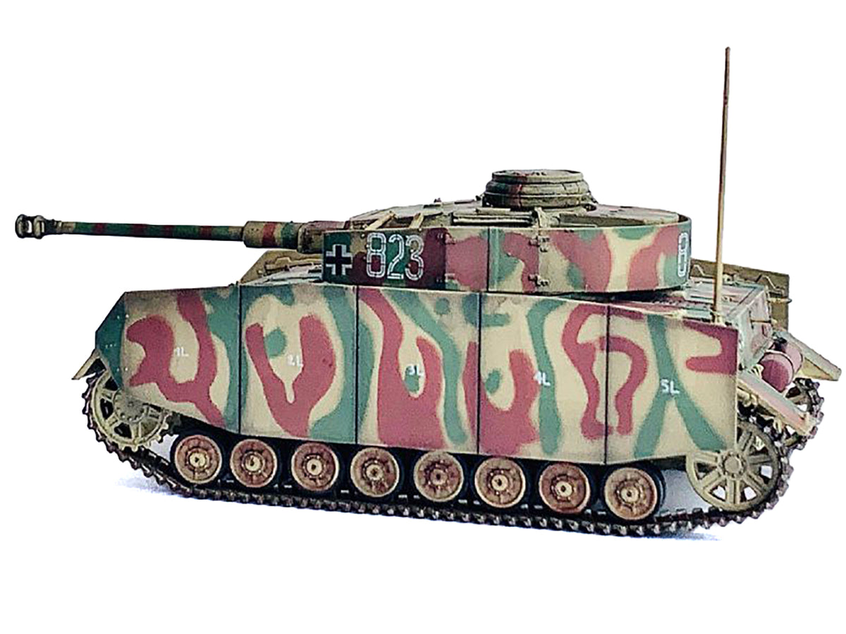 Germany Pz.Kpfw.IV Ausf.H with Schurzen Tank #823 '2.Pz.Div. Normandy' (1944) 'NEO Dragon Armor' Series 1/72 Plastic Model by Dragon Models
