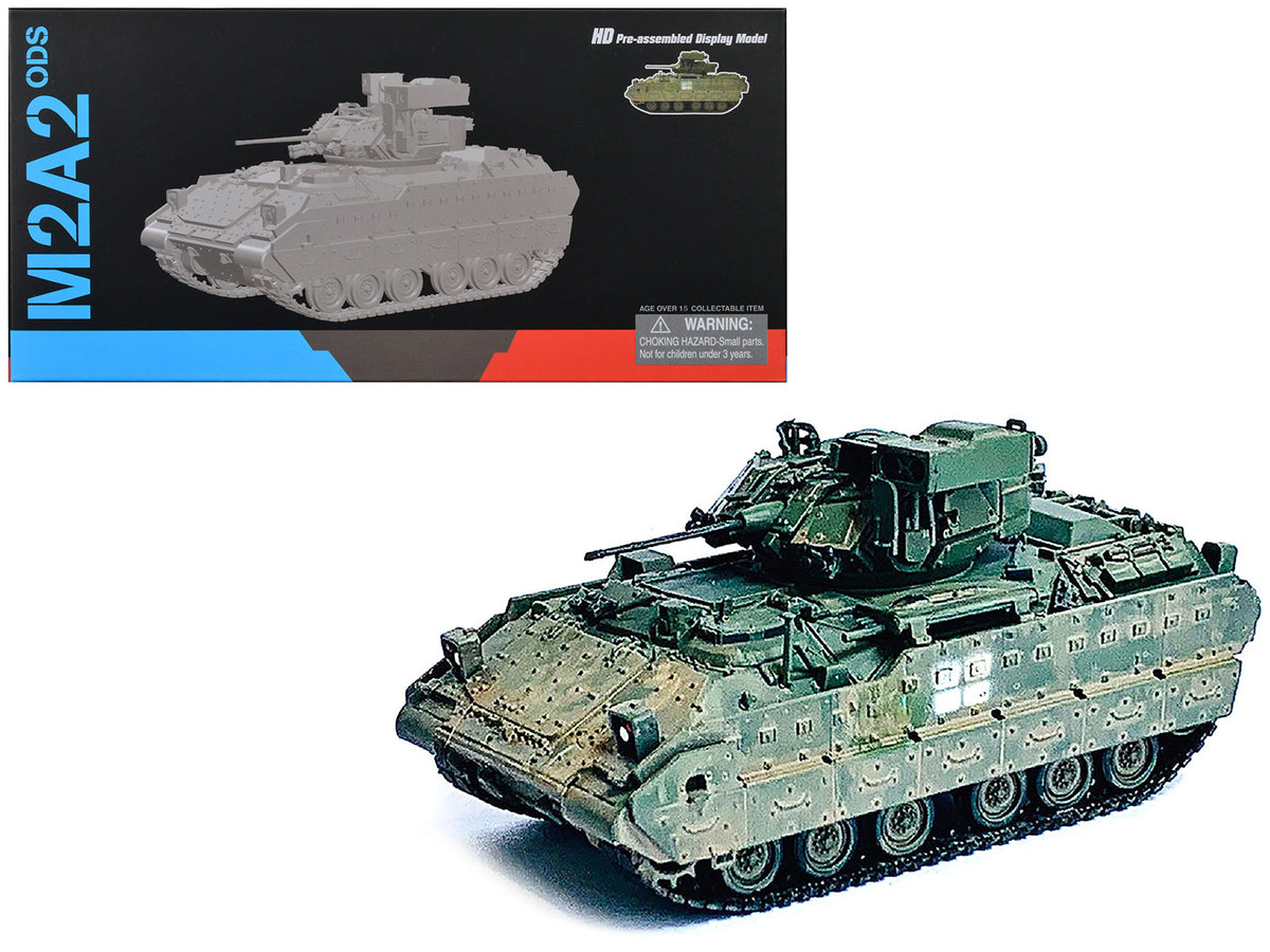 Ukraine M2A2 ODS Light Tank Green Camouflage (Weathered) 'NEO Dragon Armor' Series 1/72 Plastic Model by Dragon Models