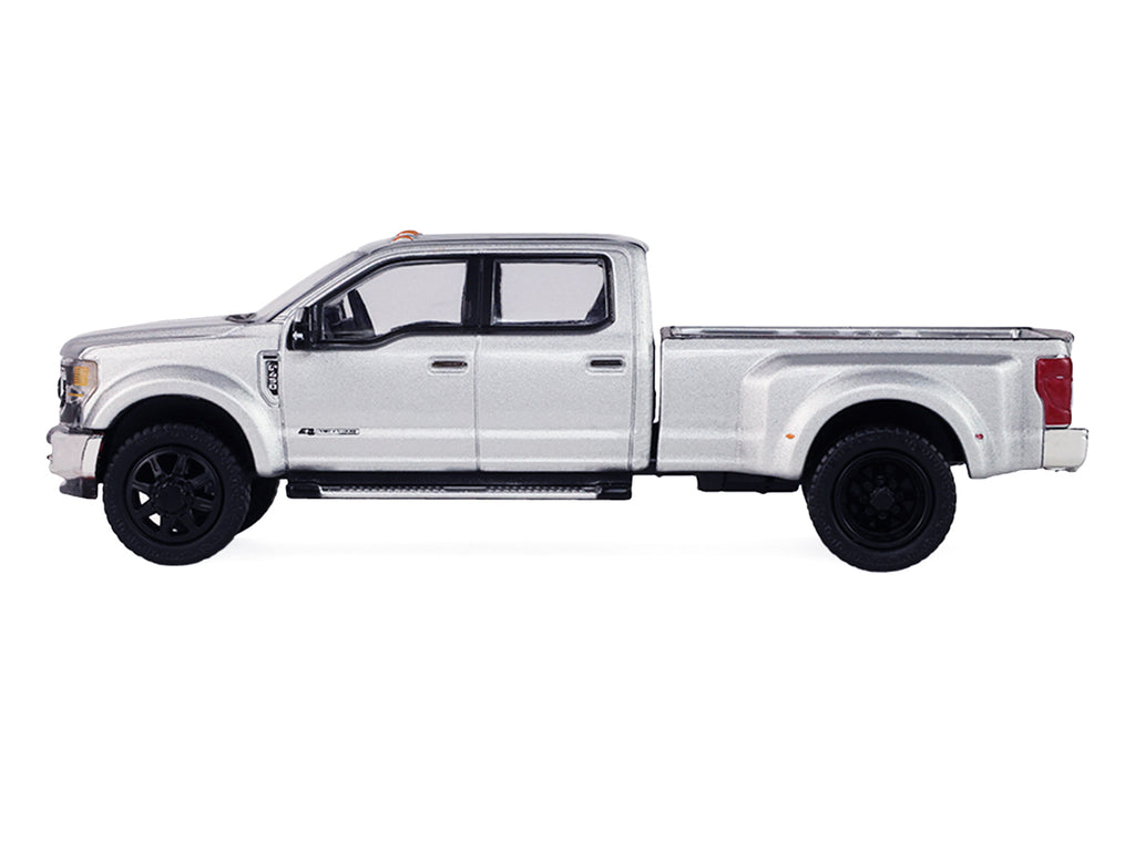 2022 Ford F-450 Super Duty Pickup Truck Iconic Silver Metallic 'Auto Mall' Series 8 1/64 Diecast Model Car by Greenlight