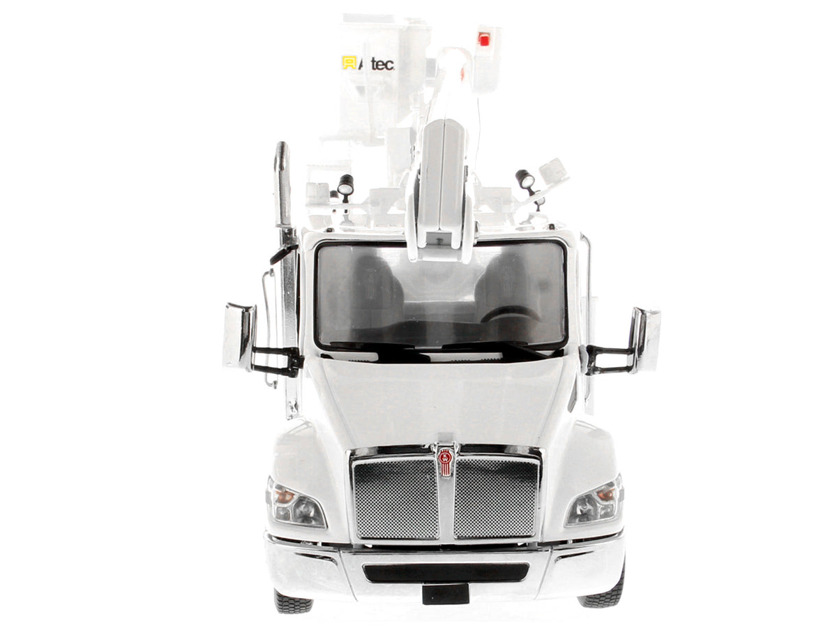 Kenworth T380 with Altec AA55 Aerial Service Truck White 'Transport Series' 1/32 Diecast Model by Diecast Masters