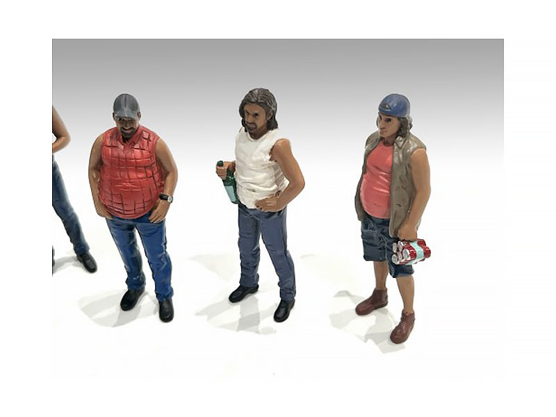 'Campers' 5 piece Figure Set for 1/18 Scale Models by American Diorama