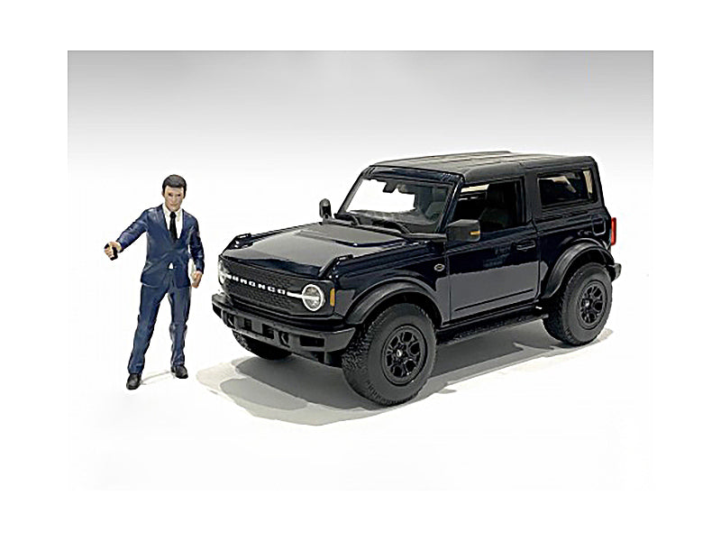 'The Dealership' Male Salesperson Figurine for 1/24 Scale Models by American Diorama
