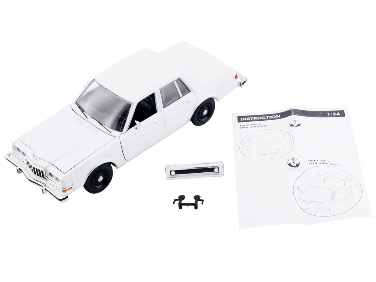 1986 Dodge Diplomat Police Car Unmarked White 'Custom Builder's Kit' Series 1/24 Diecast Model Car by Motormax