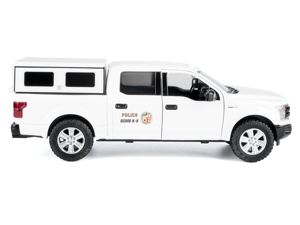 2019 Ford F-150 Lariat Crew Cab Pickup Truck 'Los Angeles Police Department Bomb Squad' White 'Law Enforcement and Public Service' Series 1/24-1/27 Diecast Model Car by Motormax