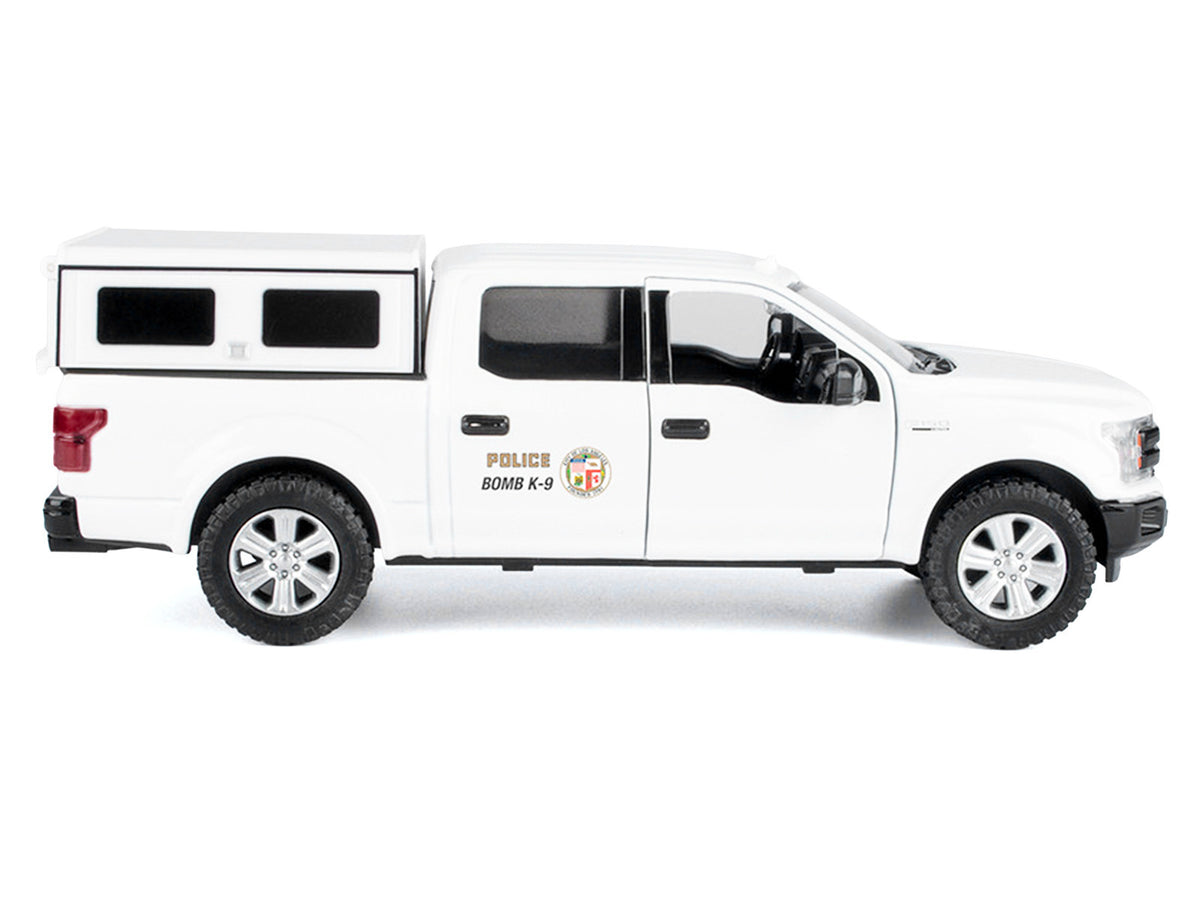 2019 Ford F-150 Lariat Crew Cab Pickup Truck 'Los Angeles Police Department Bomb Squad' White 'Law Enforcement and Public Service' Series 1/24-1/27 Diecast Model Car by Motormax