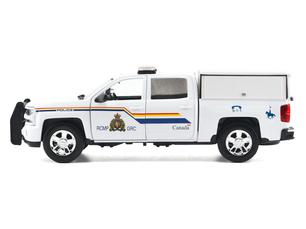 2017 Chevrolet Silverado 1500 LT Z71 Crew Cab Pickup Truck with Camper Box 'Royal Canadian Mounted Police' White 'Law Enforcement and Public Service' Series 1/24-1/27 Diecast Model Car by Motormax