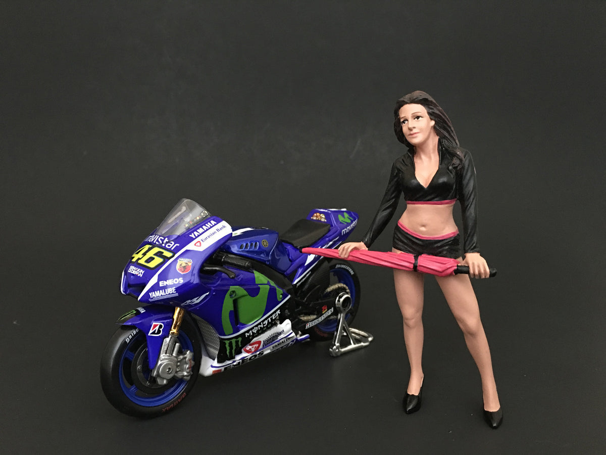 Umbrella Girl I Figure For 1/24 Scale Models by American Diorama