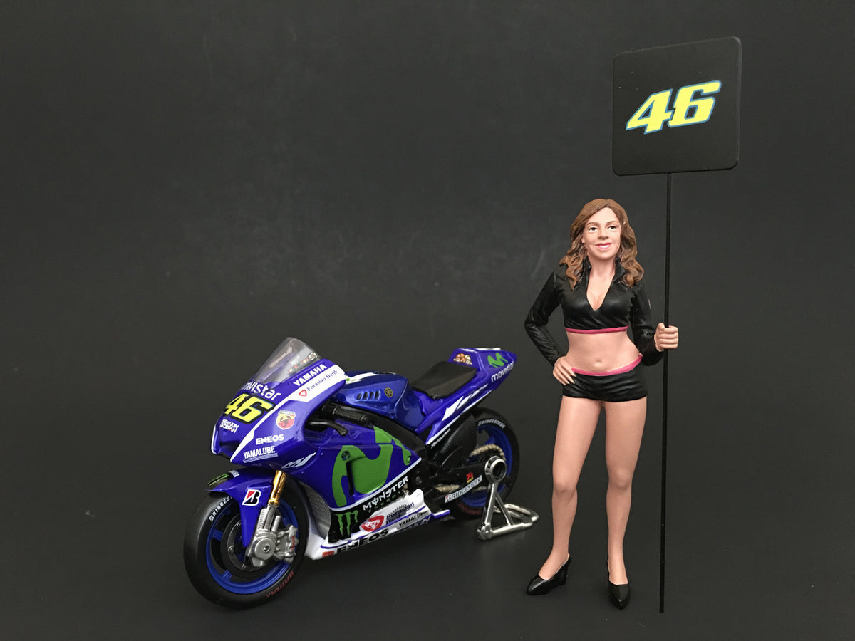 Paddock Girl Figure For 1/24 Scale Models by American Diorama