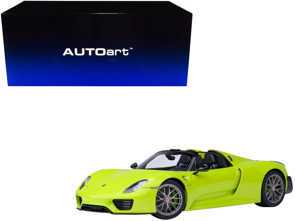 Porsche 918 Spyder 'Weissach Package' Acid Green 1/18 Model Car by Autoart