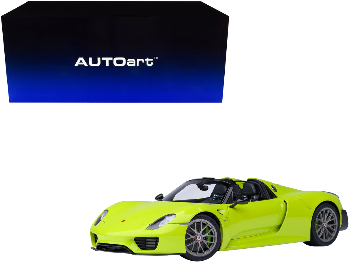 Porsche 918 Spyder 'Weissach Package' Acid Green 1/18 Model Car by Autoart