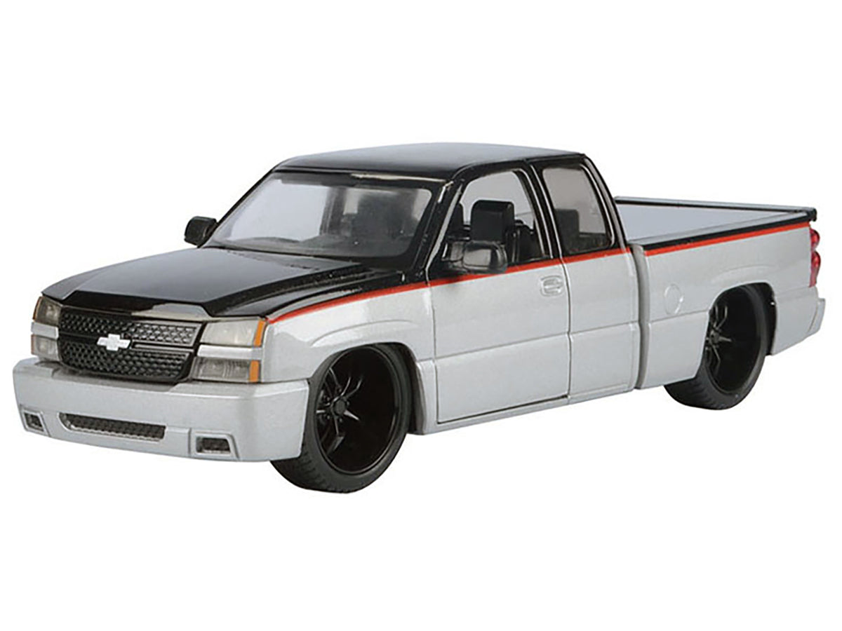 2006 Chevrolet Silverado Custom Pickup Truck Silver Metallic and Black with Red Stripes 'Die-Cast Collection' Series 1/25 Diecast Model Car by Motormax