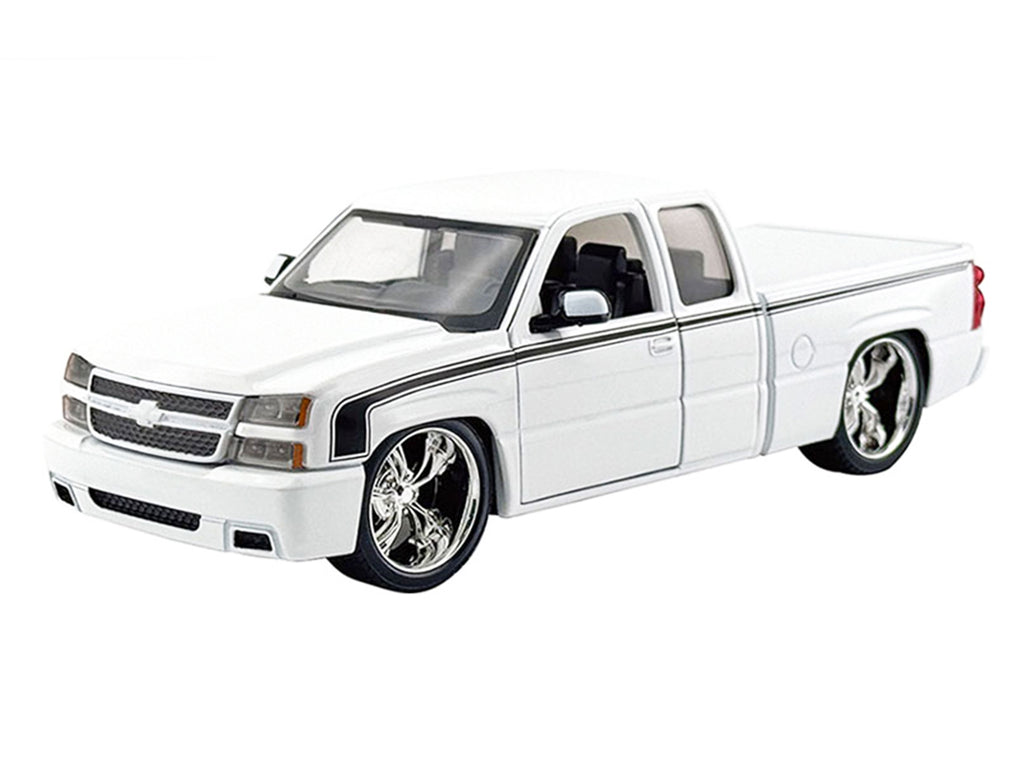 2006 Chevrolet Silverado Custom Pickup Truck White with Black Stripes 'Die-Cast Collection' Series 1/25 Diecast Model Car by Motormax