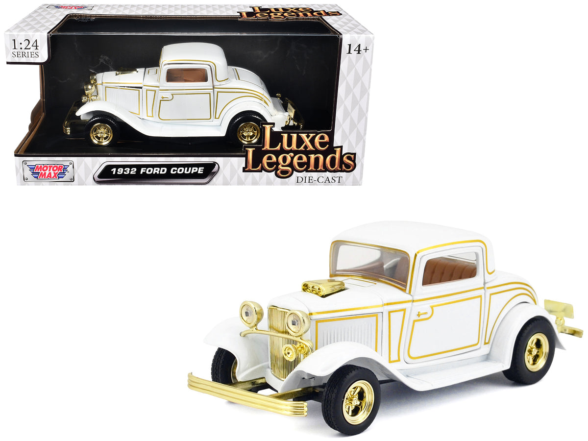 1966 Chevrolet C10 Fleetside Pickup Truck Black 'Maxx Design' 'Timeless Legends' Series 1/24 Diecast Model Car by Motormax