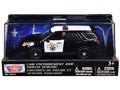 2015 Ford Police Interceptor Utility 'California Highway Patrol' Black and White 'Law Enforcement and Public Service' Series 1/43 Diecast Model Car by Motormax