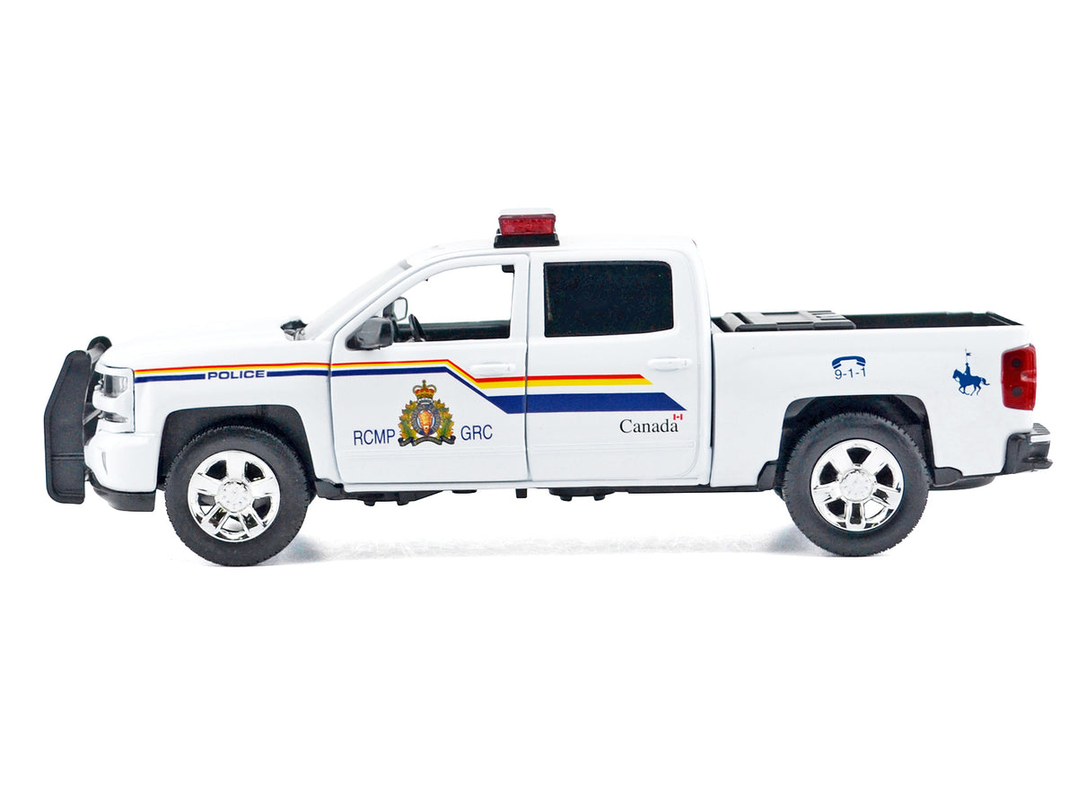2017 Chevrolet Silverado 1500 LT Z71 Crew Cab Pickup Truck 'Royal Canadian Mounted Police' White with Flashing Light Bar and Front and Rear Lights and Sounds 'Law Enforcement and Public Service' Series 1/24-1/27 Diecast Model Car by Motormax